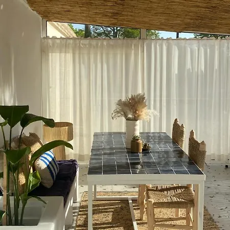 Kasbah Mahau - 4 Personnes * Nieul-le-Dolent