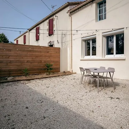 Holiday home Kasbah Mahau - 4 Personnes Nieul-le-Dolent