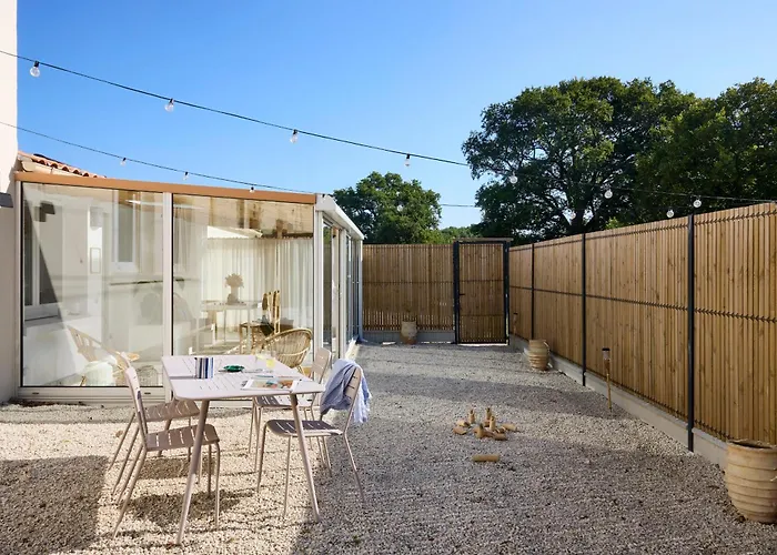 Kasbah Mahau - 4 Personnes * Nieul-le-Dolent